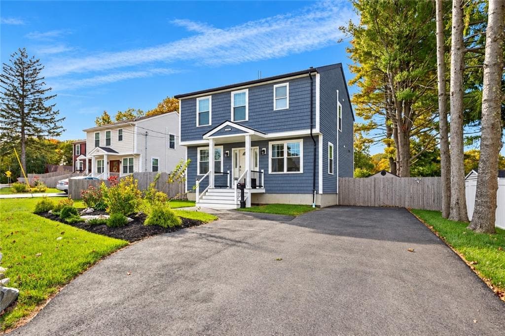 Single Family Residence at 188 Smithfield Road, North Providence, photo 2 of 40
