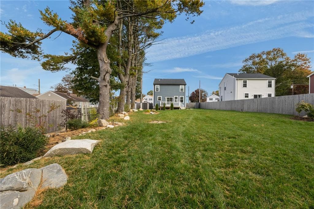 Single Family Residence at 188 Smithfield Road, North Providence, photo 34 of 40