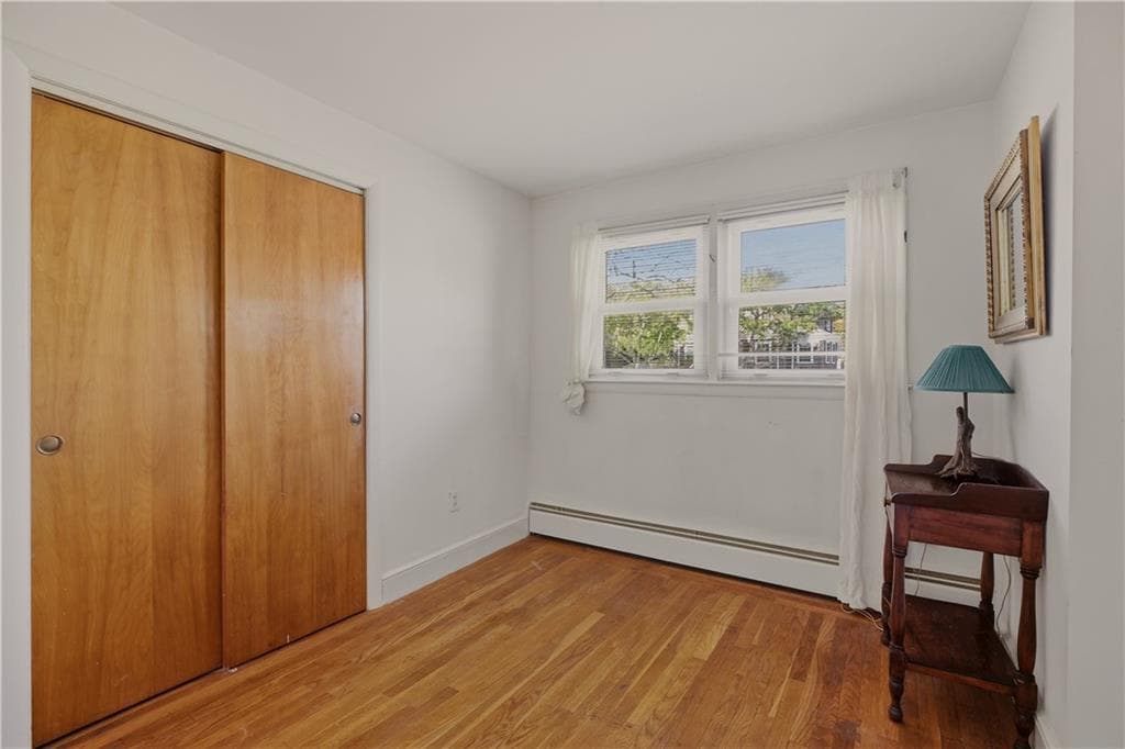 Single Family Residence at 123 Ruggles Avenue, Newport, photo 25 of 31
