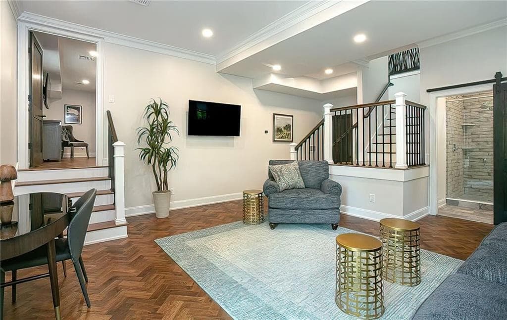 Condominium at 6 Honey Pot Hook Road, Richmond, photo 17 of 35