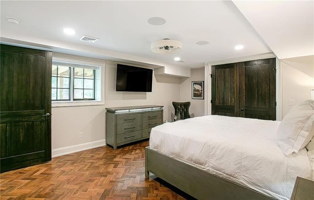 Condominium at 6 Honey Pot Hook Road, Richmond, photo 26 of 35