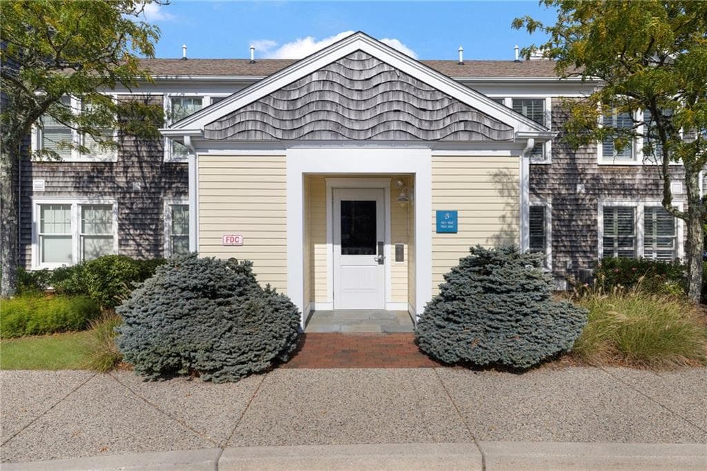 Condominium at 20 NARRAGANSETT Avenue UNIT 904, Narragansett, photo 44 of 49