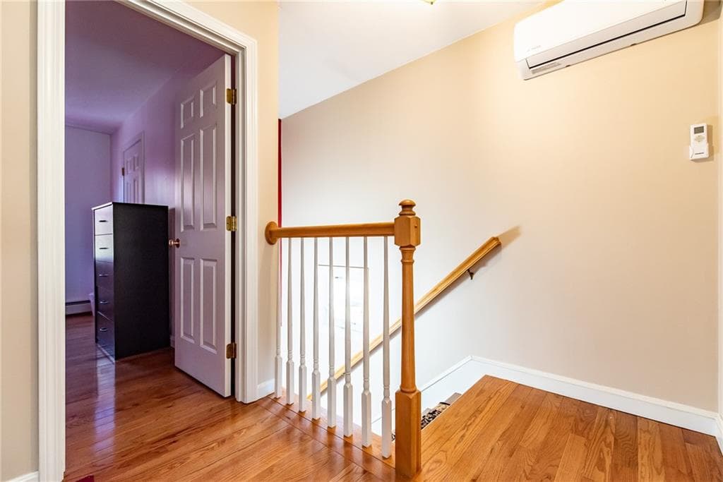 Single Family Residence at 20 Dexter Rock Road, Lincoln, photo 17 of 36