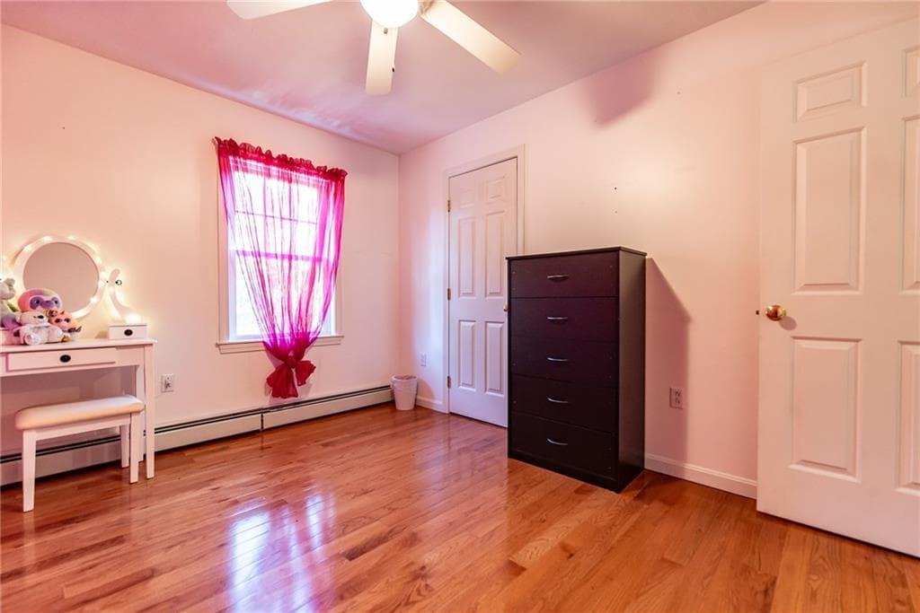 Single Family Residence at 20 Dexter Rock Road, Lincoln, photo 19 of 36