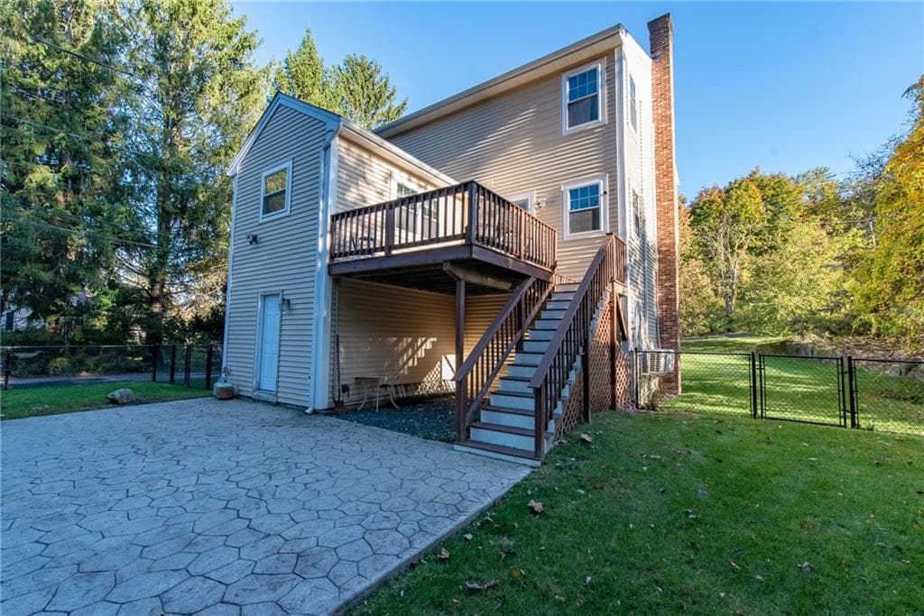 Single Family Residence at 20 Dexter Rock Road, Lincoln, photo 29 of 36