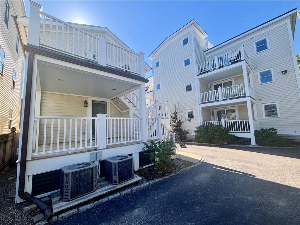 Condominium at 159 Franklin Street UNIT 7C, Bristol, photo 2 of 13