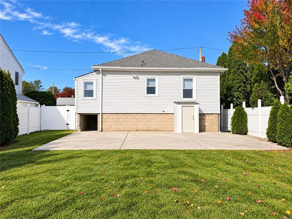 Single Family Residence at 3 Monticello Street, North Providence, photo 14 of 15