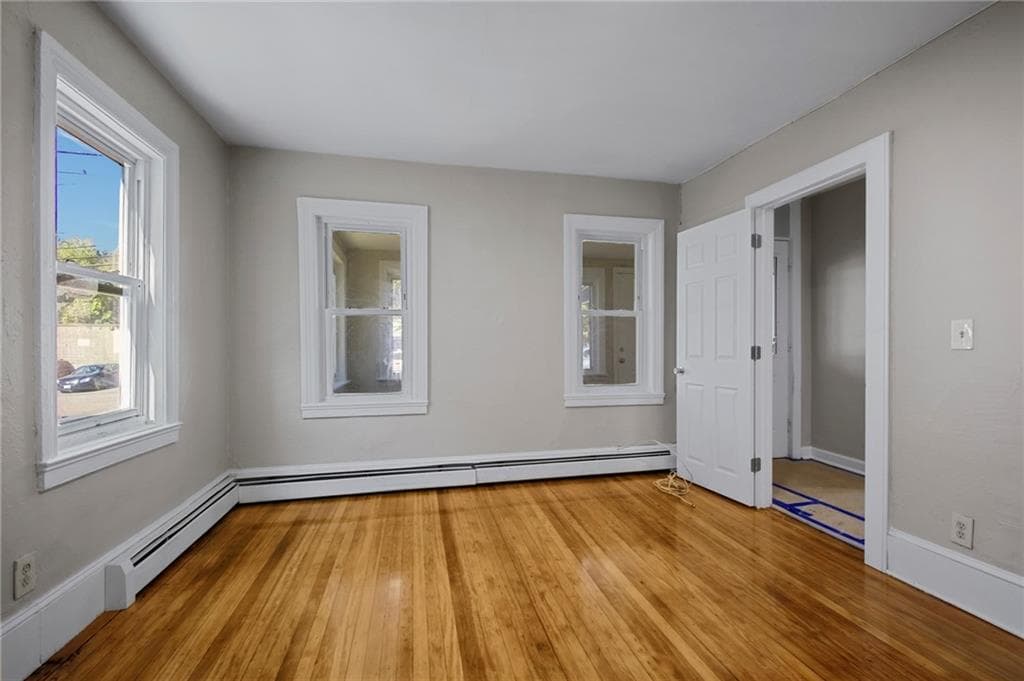 Single Family Residence at 974 Manton Avenue, Providence, photo 7 of 21