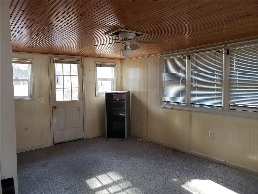 Single Family Residence at 53 Lear Drive, Coventry, photo 5 of 22