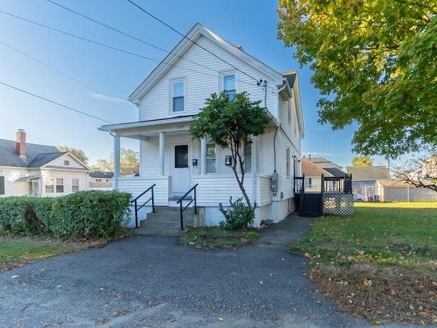 Multi Family at 277 Mauran Avenue, East Providence, photo 2 of 20