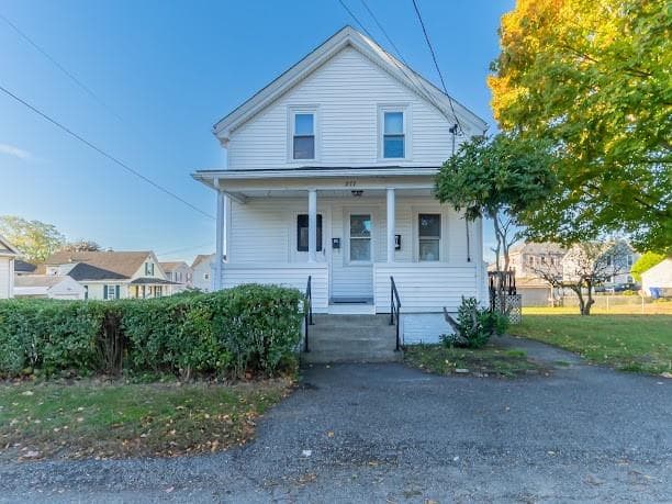 277 Mauran Avenue