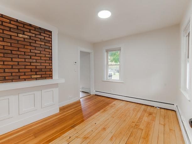 Multi Family at 277 Mauran Avenue, East Providence, photo 14 of 20