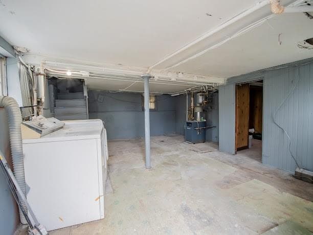 Multi Family at 277 Mauran Avenue, East Providence, photo 19 of 20