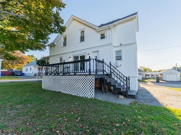 Multi Family at 277 Mauran Avenue, East Providence, photo 4 of 20