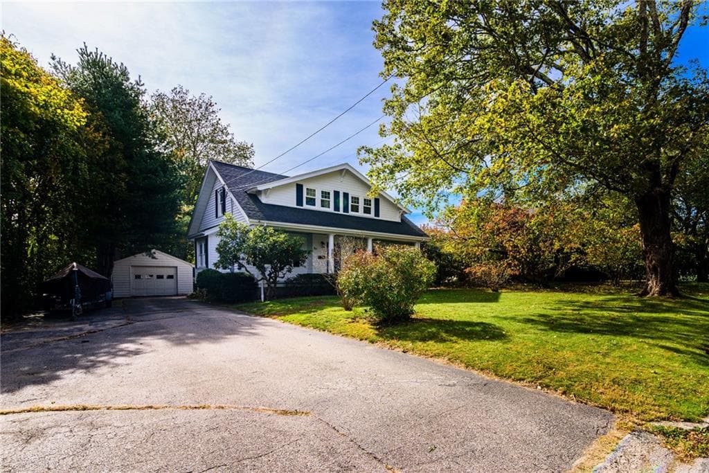 Single Family Residence at 102 Austin Street, South Kingstown, photo 2 of 45