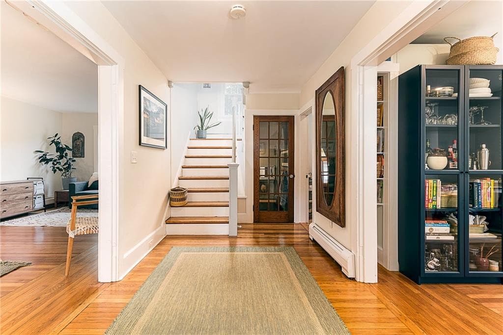 Single Family Residence at 102 Austin Street, South Kingstown, photo 9 of 45