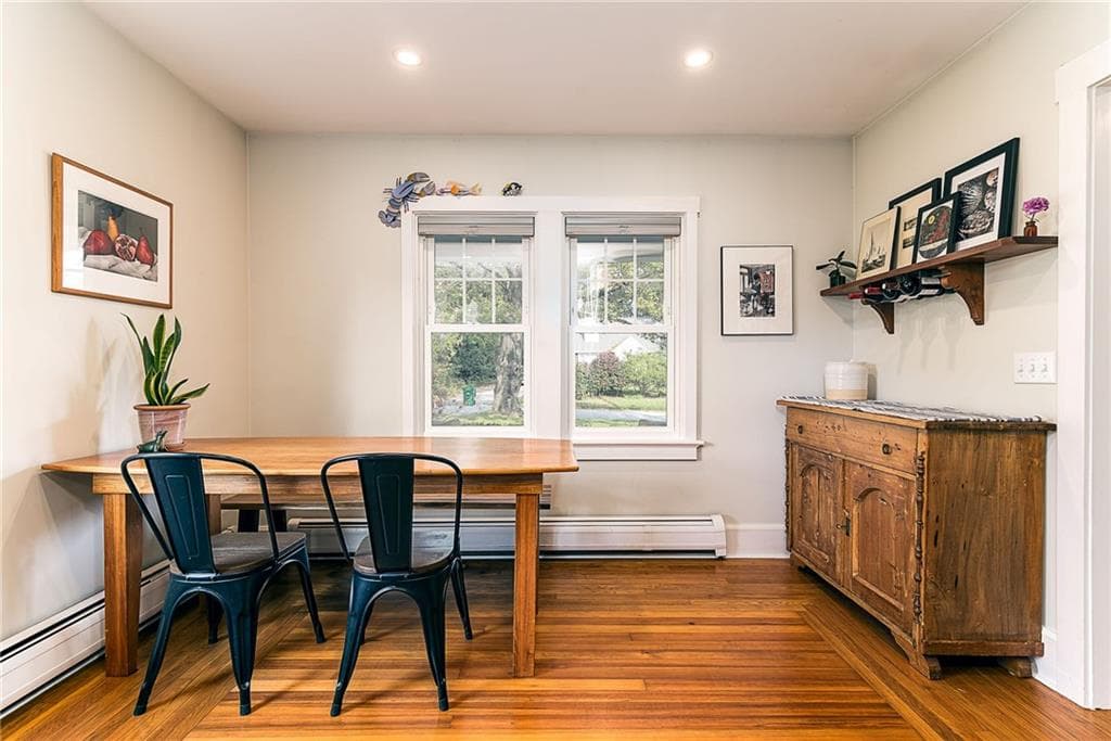 Single Family Residence at 102 Austin Street, South Kingstown, photo 11 of 45