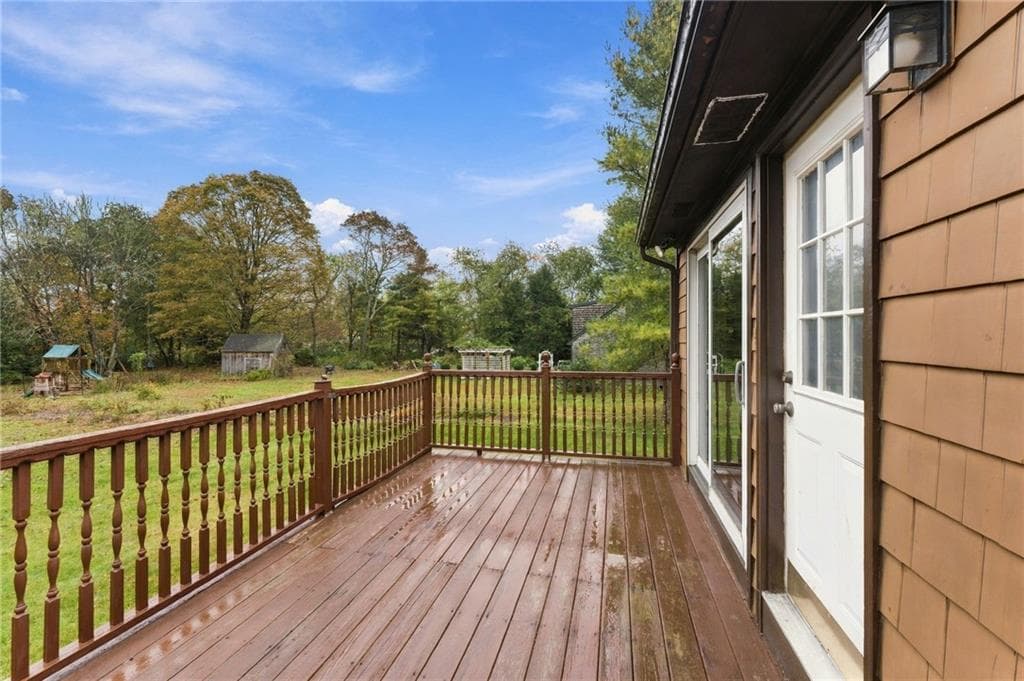 Single Family Residence at 4 Grancera Drive, Hopkinton, photo 33 of 37