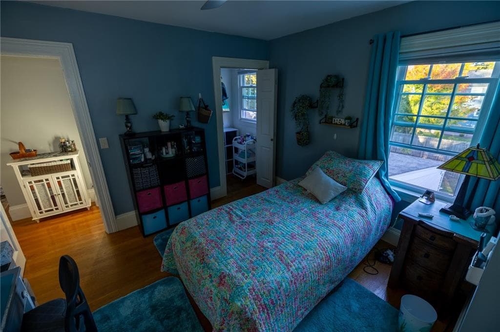 Single Family Residence at 506 Fair Street, Warwick, photo 18 of 25