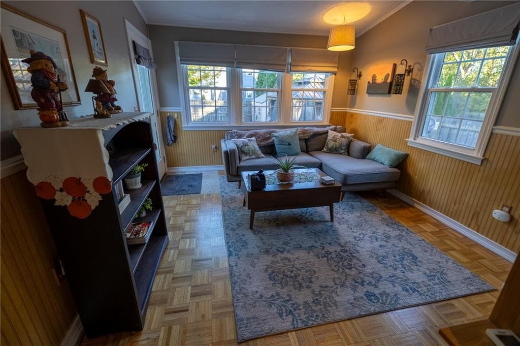 Single Family Residence at 506 Fair Street, Warwick, photo 11 of 25