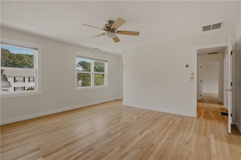 Single Family Residence at 41 Tefft Ridge Lane, South Kingstown, photo 26 of 50