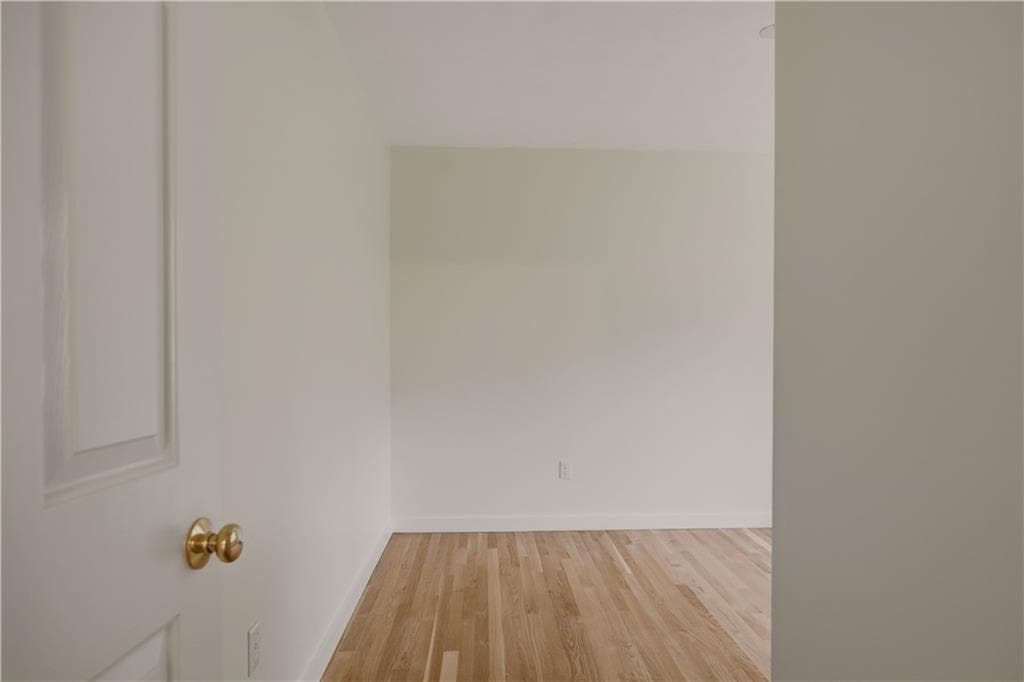 Single Family Residence at 41 Tefft Ridge Lane, South Kingstown, photo 34 of 50