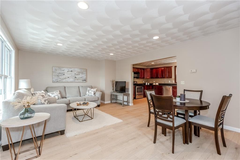 Condominium at 29 Dover Street UNIT 29, Cranston, photo 7 of 26