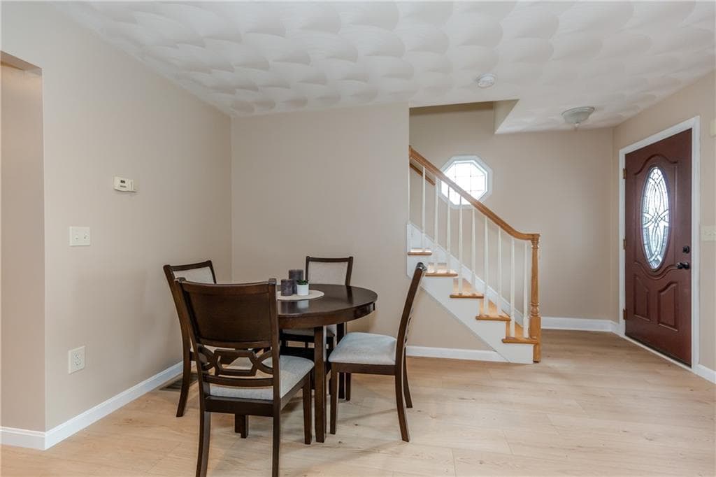 Condominium at 29 Dover Street UNIT 29, Cranston, photo 5 of 26