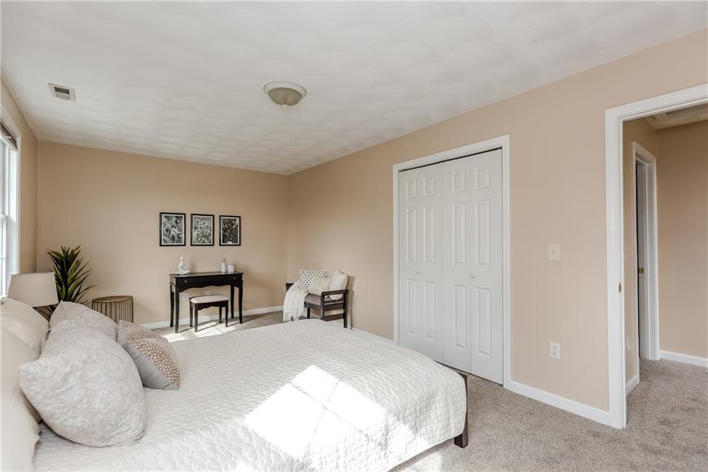 Condominium at 29 Dover Street UNIT 29, Cranston, photo 15 of 26