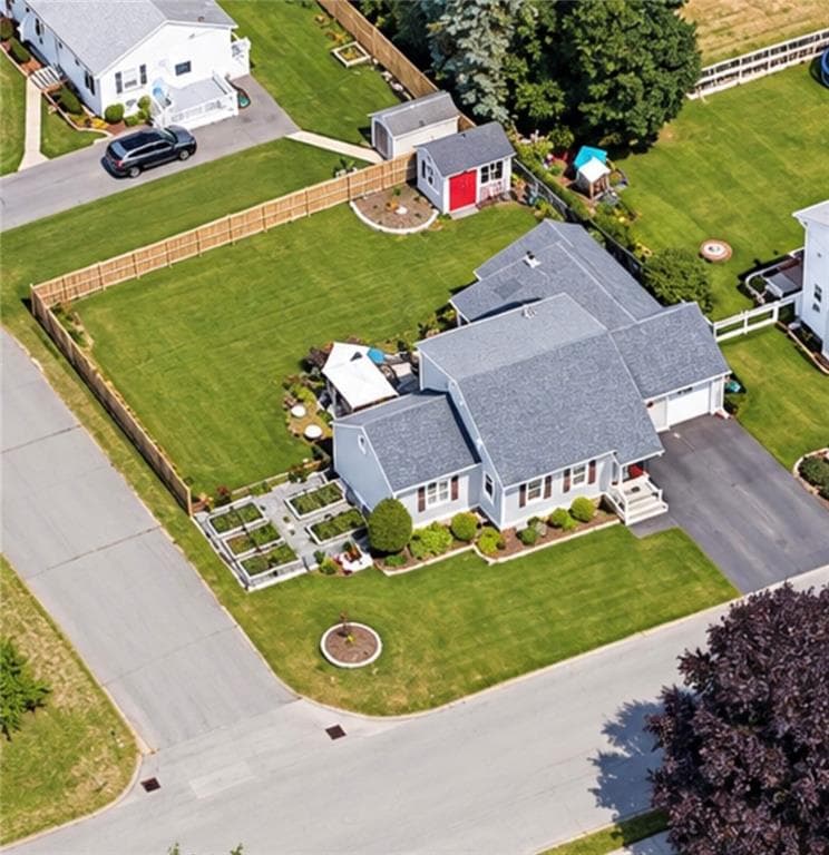 Single Family Residence at 99 George Arden Avenue, Warwick, photo 5 of 50