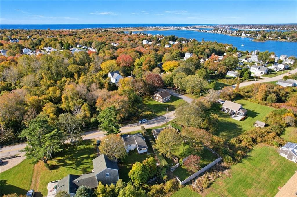 Single Family Residence at 39 Green Kinyon Driftway, Narragansett, photo 25 of 25