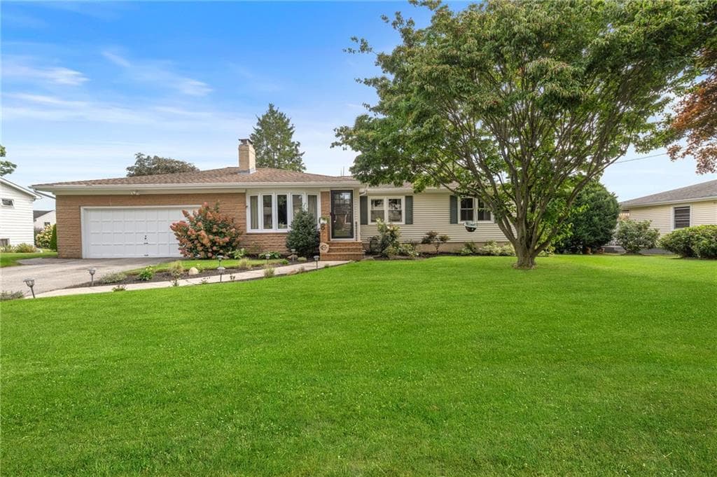 8 Elmhurst Drive