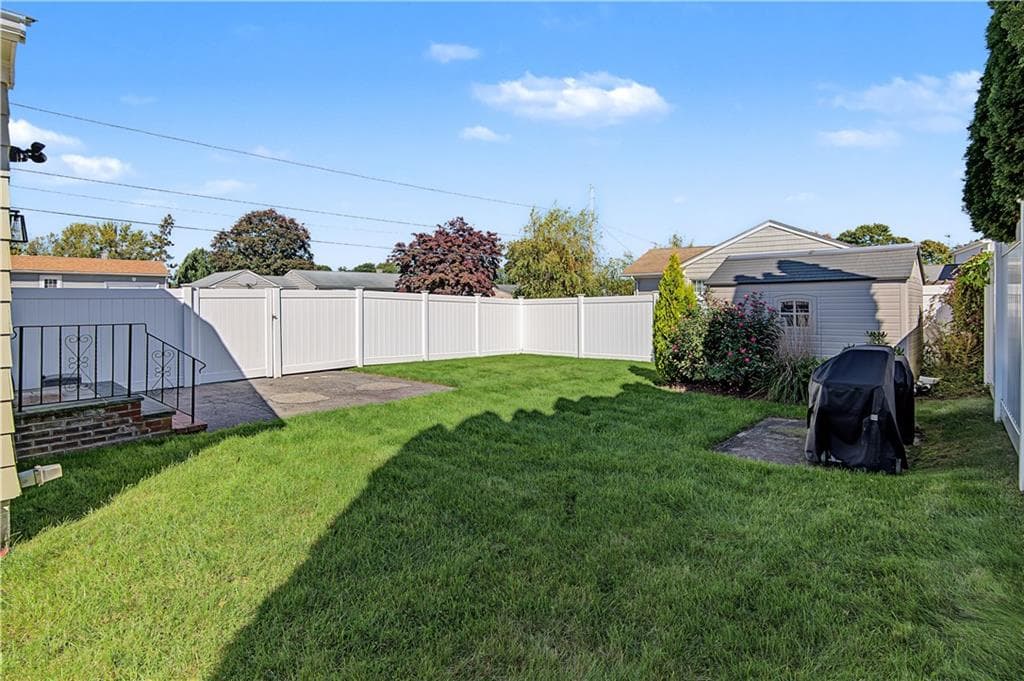 Single Family Residence at 162 East View Avenue, Cranston, photo 24 of 29