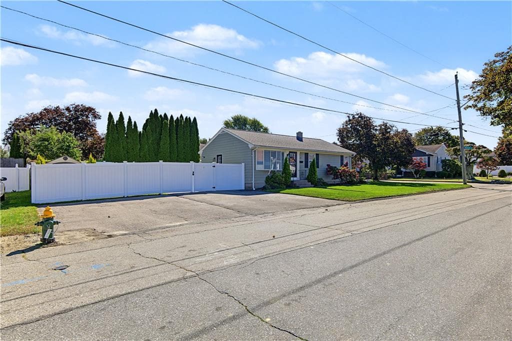 Single Family Residence at 162 East View Avenue, Cranston, photo 25 of 29