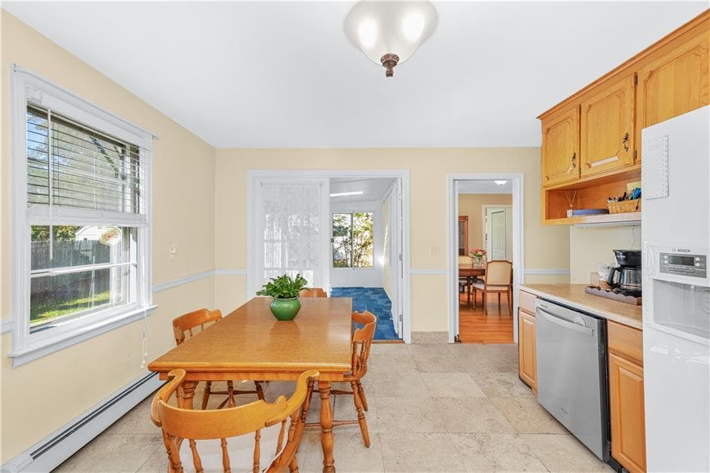 Single Family Residence at 30 Marshall Way, East Providence, photo 13 of 47