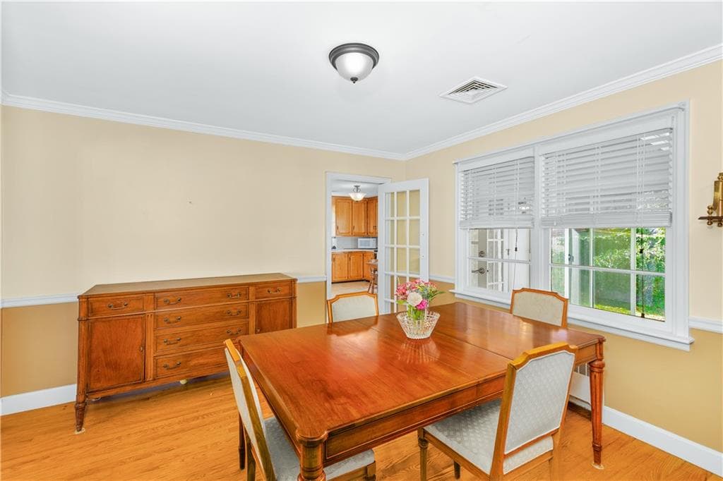 Single Family Residence at 30 Marshall Way, East Providence, photo 10 of 47