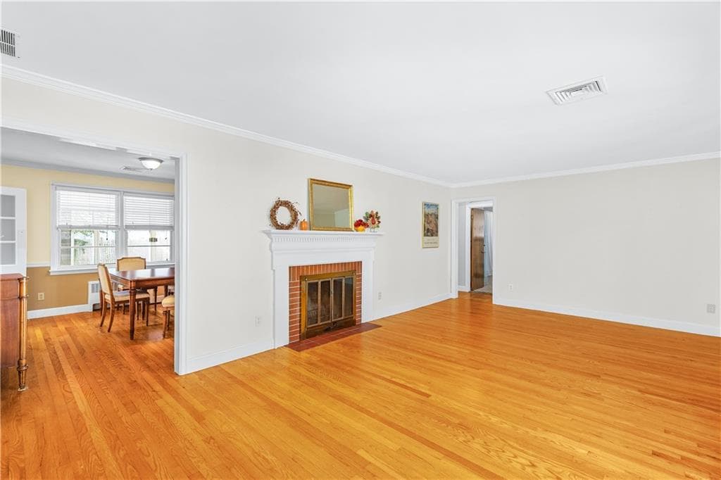 Single Family Residence at 30 Marshall Way, East Providence, photo 8 of 47