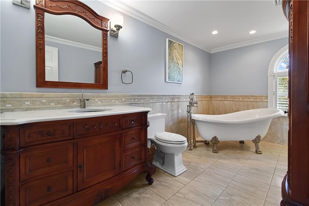 Single Family Residence at 68 Soares Drive, Portsmouth, photo 34 of 50