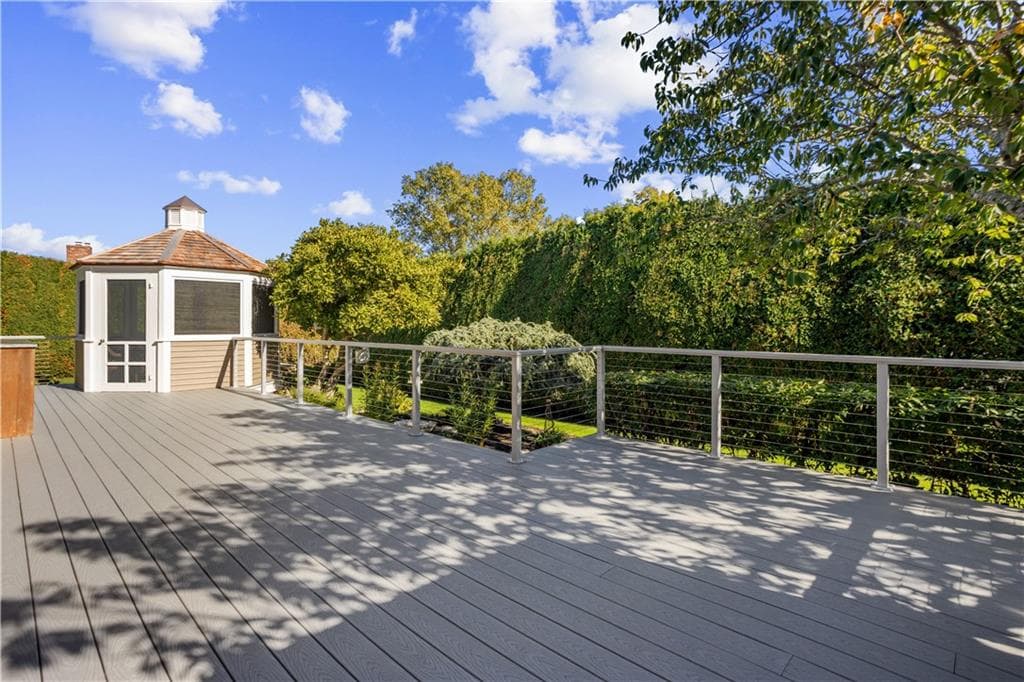 Single Family Residence at 68 Soares Drive, Portsmouth, photo 10 of 50