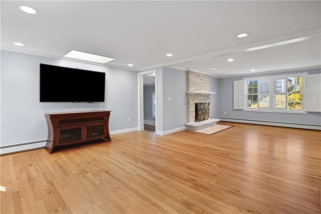 Single Family Residence at 68 Soares Drive, Portsmouth, photo 18 of 50