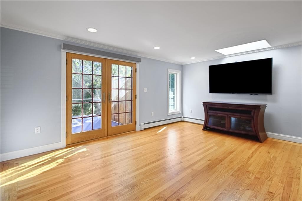 Single Family Residence at 68 Soares Drive, Portsmouth, photo 19 of 50