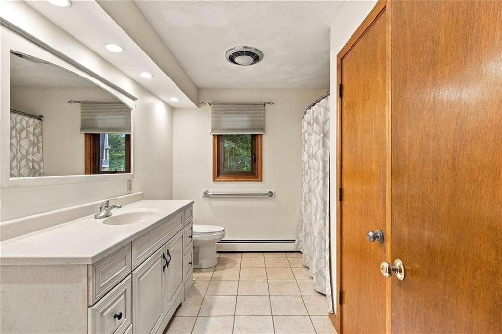 Single Family Residence at 15 Deer Run Run, Cranston, photo 23 of 37