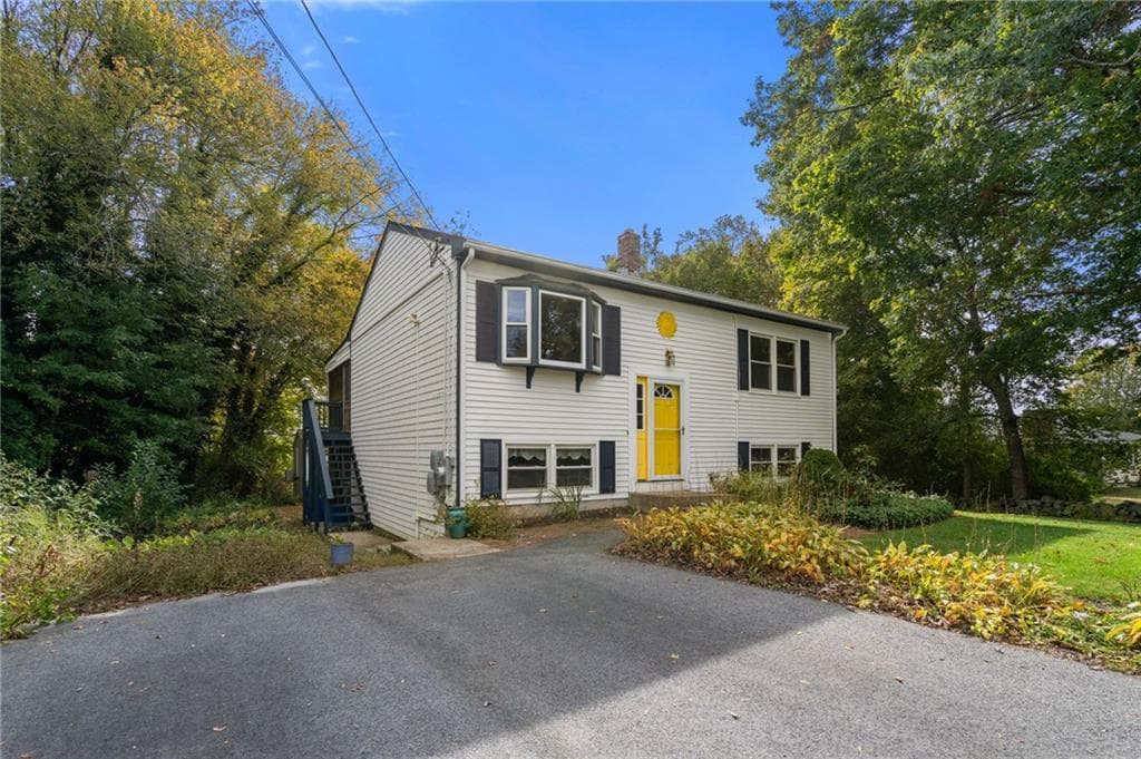 Single Family Residence at 193 Canal Street, Westerly, photo 5 of 39