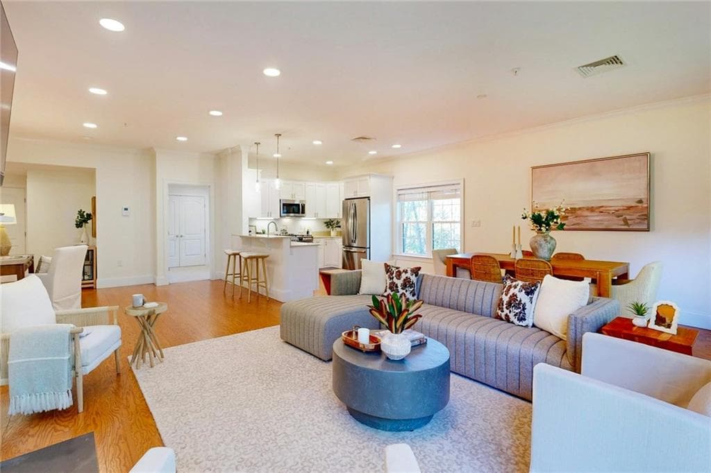 Condominium at 1404 South County Trail UNIT 203, East Greenwich, photo 6 of 44