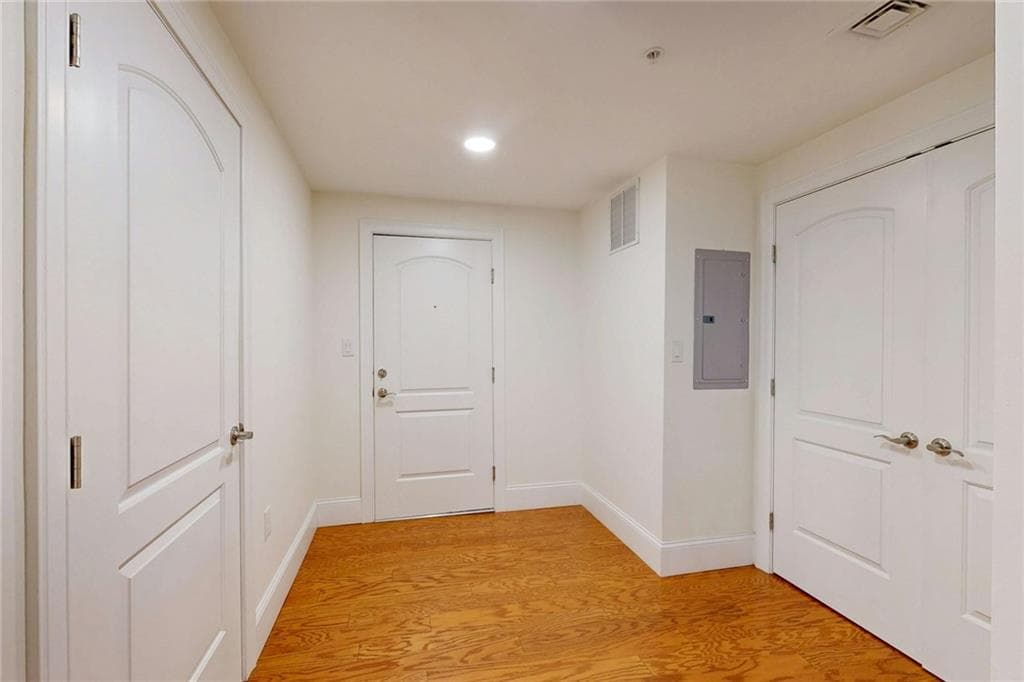 Condominium at 1404 South County Trail UNIT 203, East Greenwich, photo 38 of 44