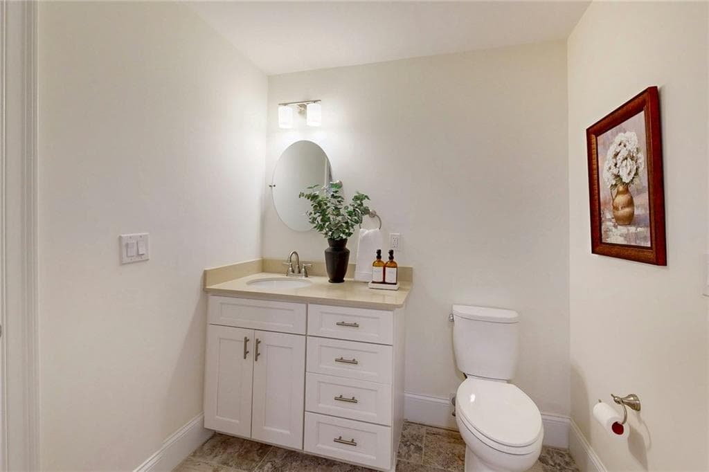 Condominium at 1404 South County Trail UNIT 203, East Greenwich, photo 35 of 44