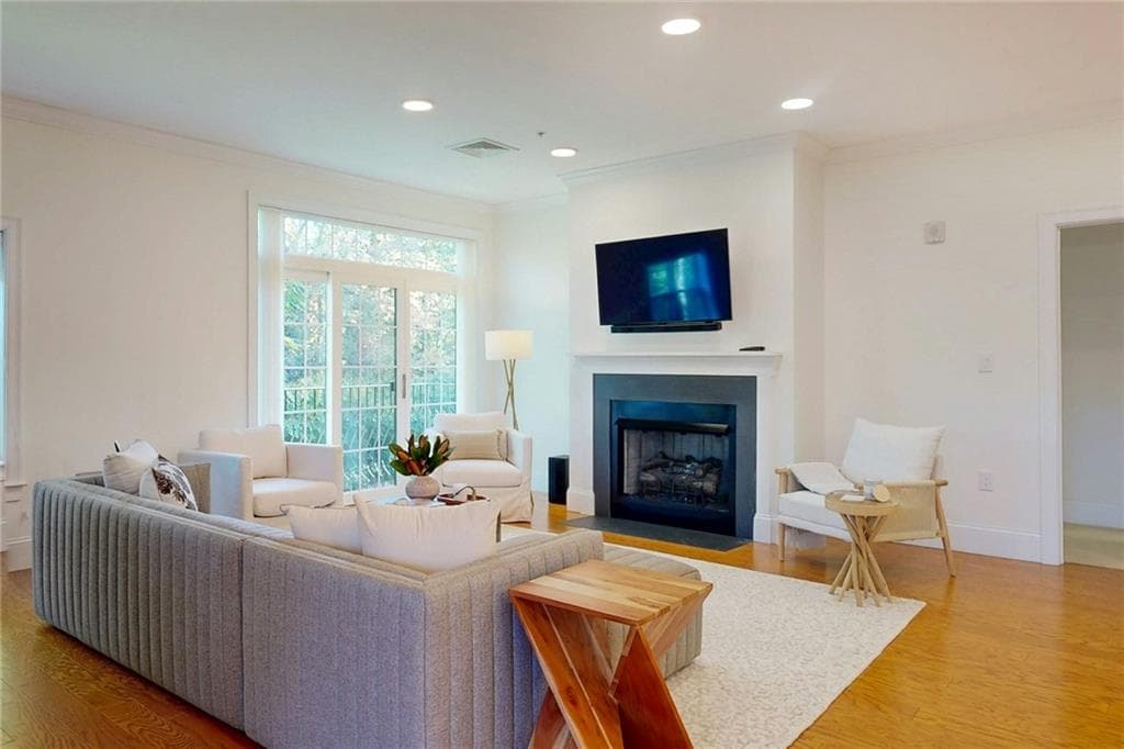 Condominium at 1404 South County Trail UNIT 203, East Greenwich, photo 4 of 44