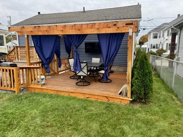 Single Family Residence at 146 Oakland Avenue, Pawtucket, photo 4 of 15