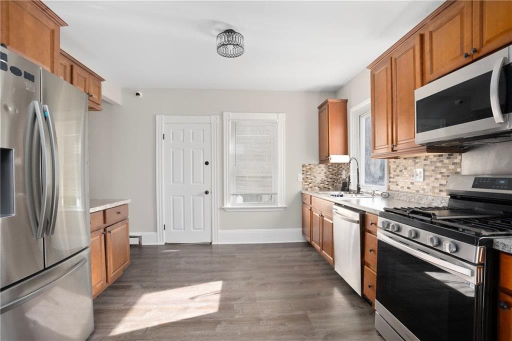 Single Family Residence at 50 Epworth Avenue, West Warwick, photo 6 of 36
