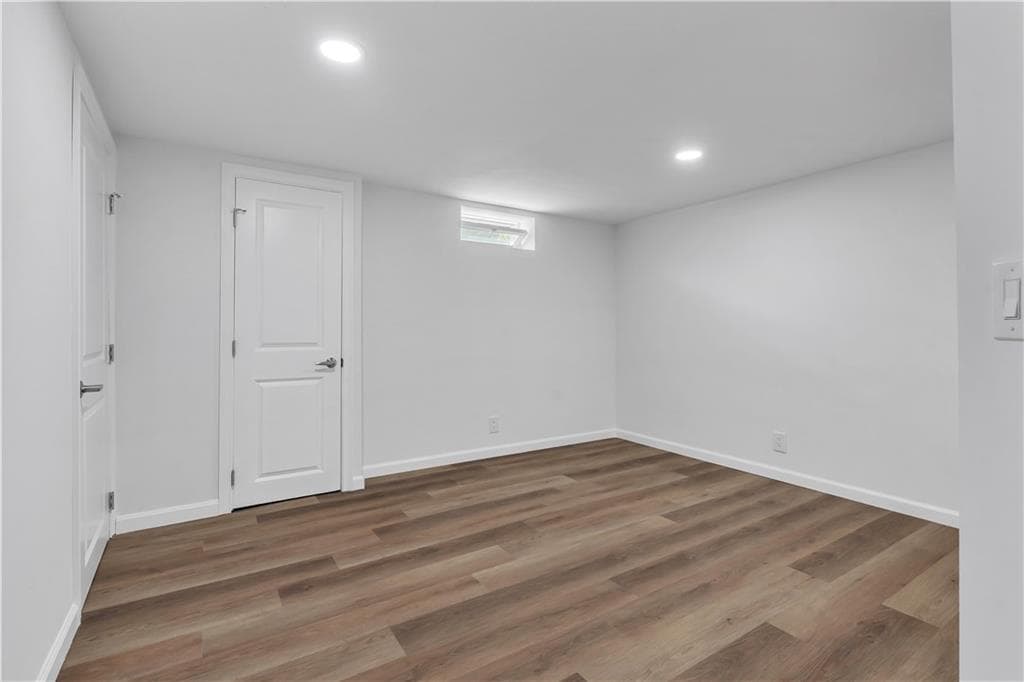 Single Family Residence at 546 Robinson Street, Woonsocket, photo 22 of 34